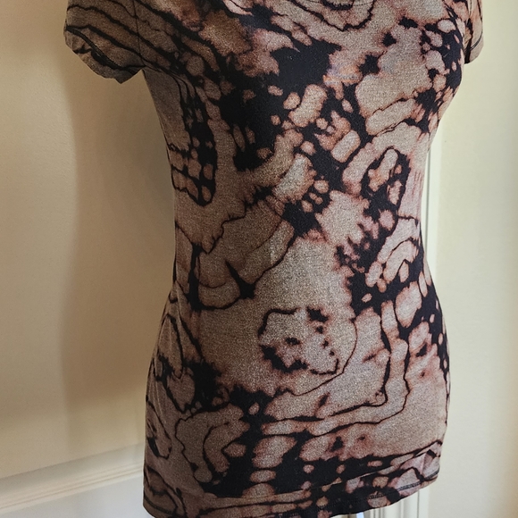 CUSTOM Reverse Tiedye Women's Short Sleeve Tee Small (3/5) - Picture 3 of 5